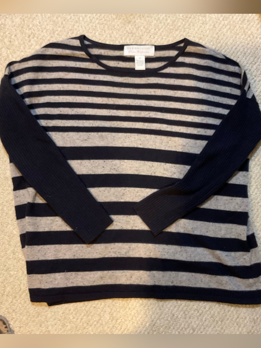 Design History Men's Navy and Gray Striped Crewneck Sweater
